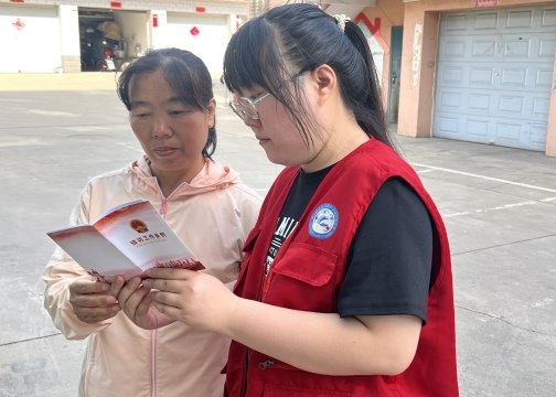 信访宣传进万家 法治意识润人心
